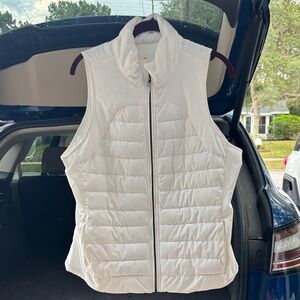 Tangerine Women's Ivory Quilted Vest